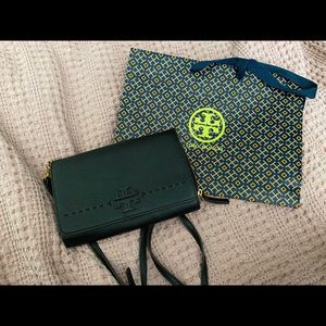 Tory Burch McGraw Flat Wallet Crossbody